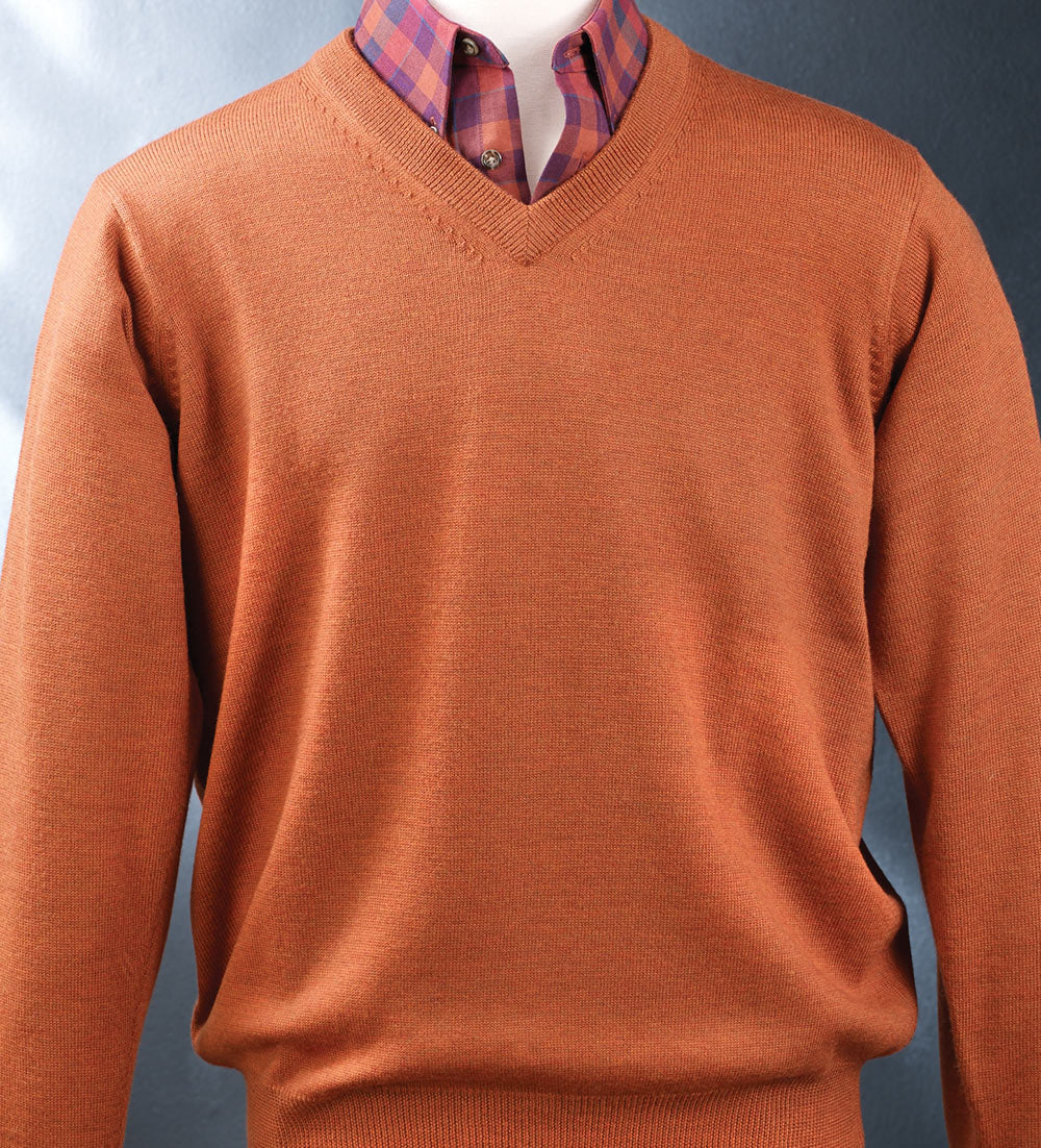 Viyella V-Neck Pullover Sweater - Image 4