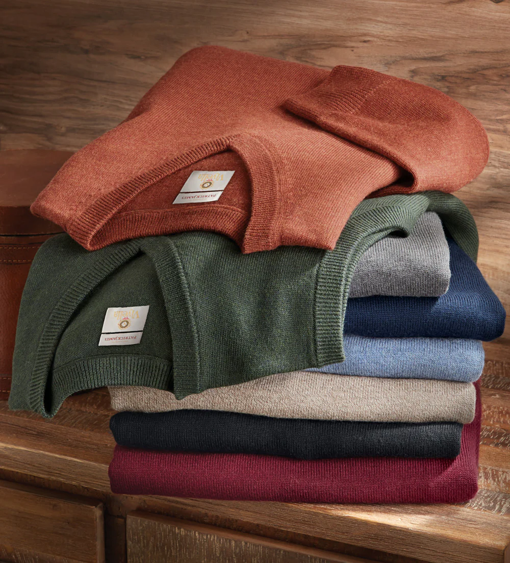 Viyella V-Neck Pullover Sweater - Image 5