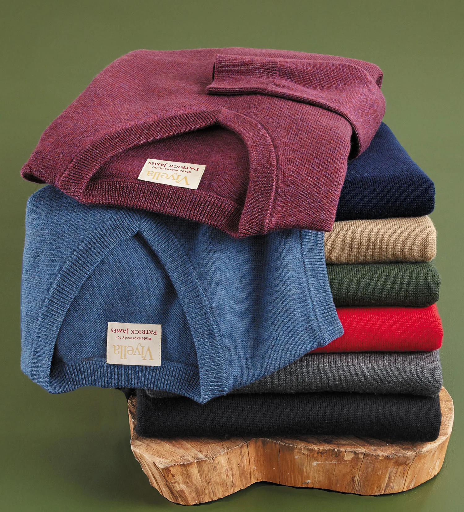 Viyella V-Neck Pullover Sweater - Image 8