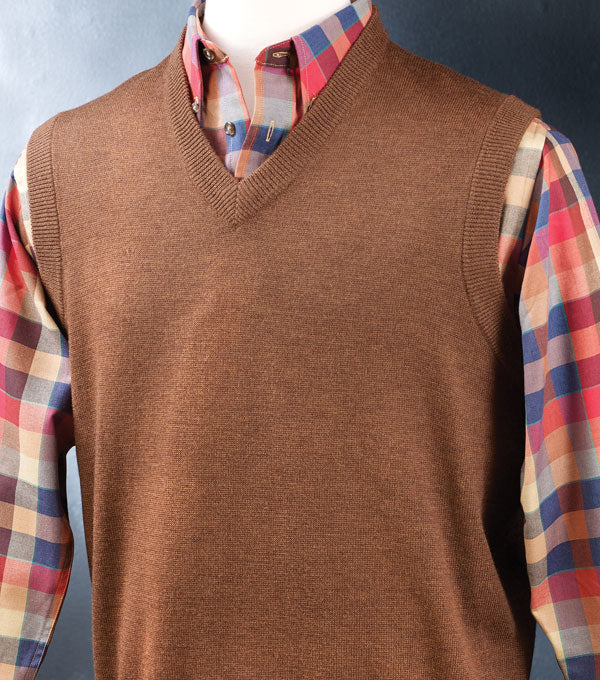 Viyella V-Neck Sweater Vest - Image 4