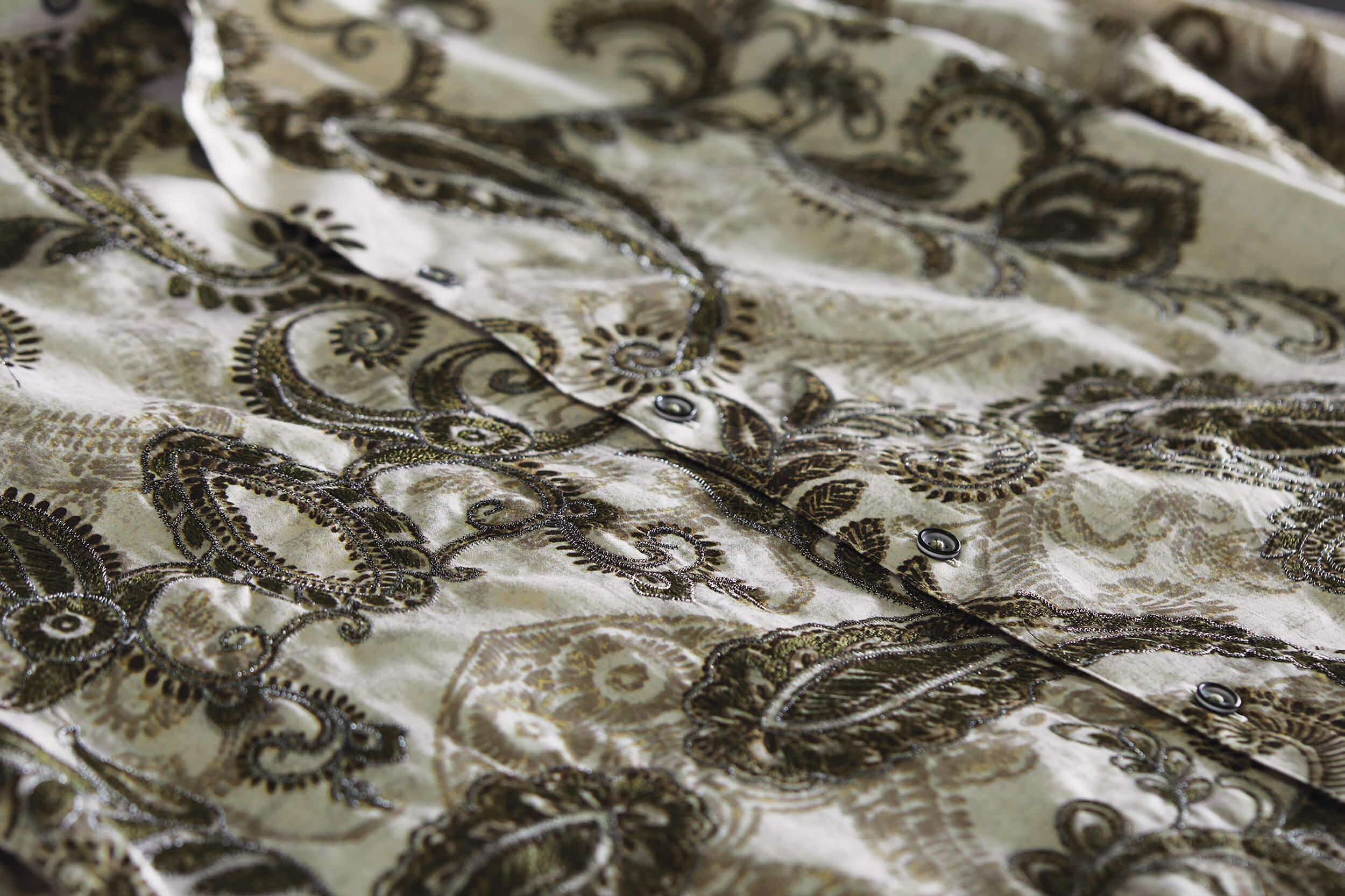 Robert Graham Long Sleeve Wallington Paisley Embroidered Shirt - Image 2